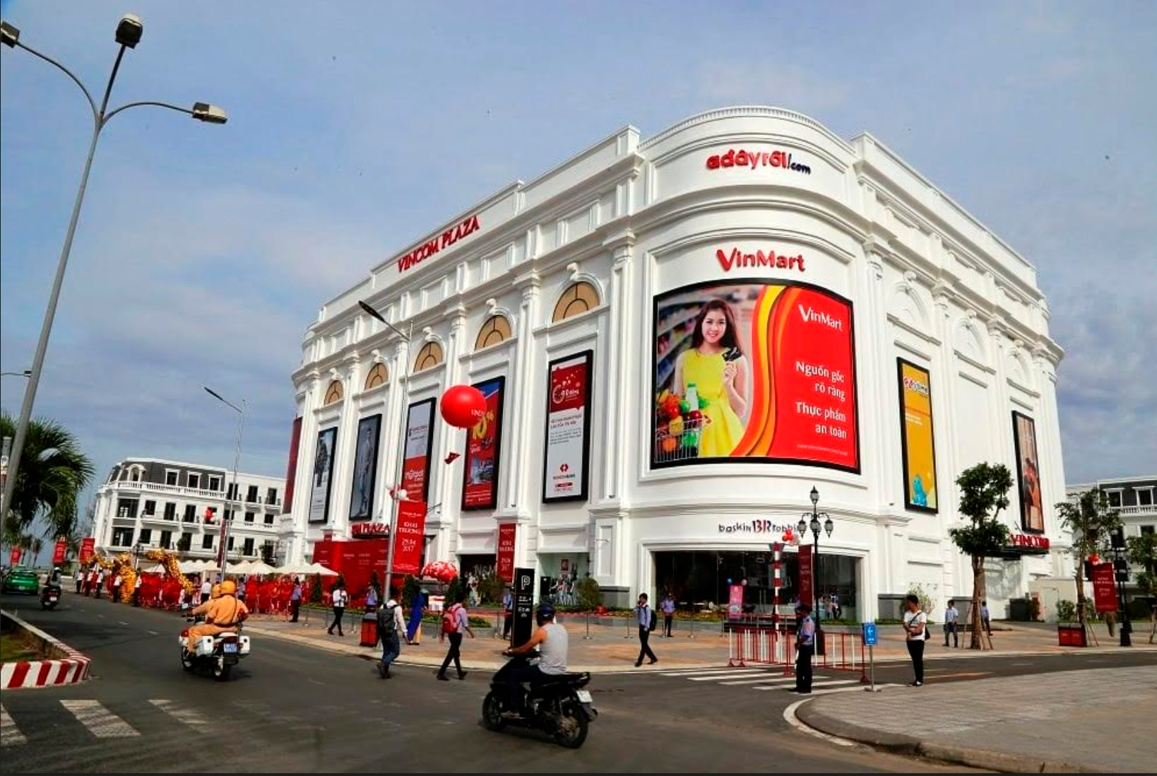 Vincom Retail (VRE) báo lãi quý III tăng gần 52%, hoàn thành hơn 80% kế hoạch năm sau 9 tháng