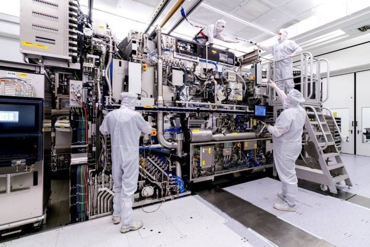 euv-machinery-728x486.jpg