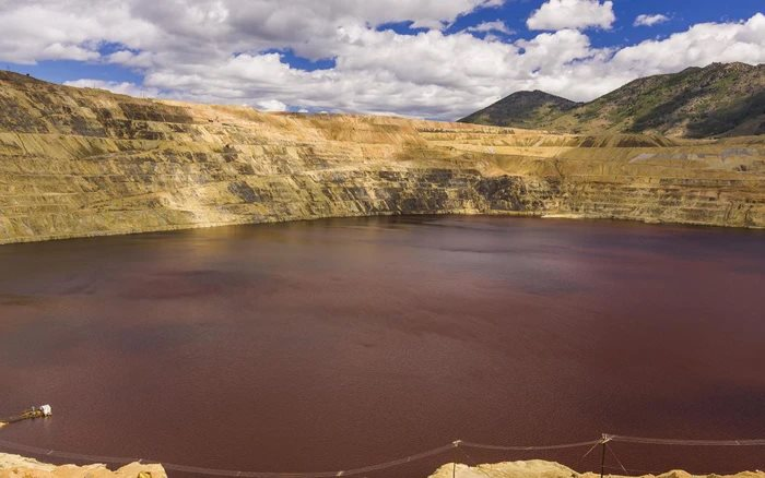 Công nghệ khai thác khoáng sản từ chất thải mỏ quặng