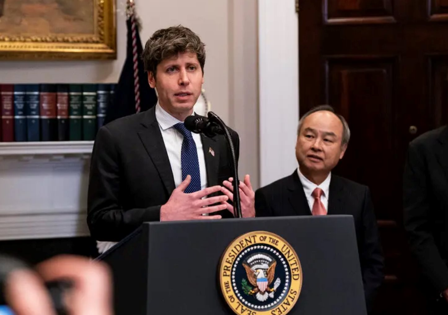 Nóng: OpenAI chính thức bị xẻ nửa, tái cấu trúc trở thành công ty vì lợi nhuận