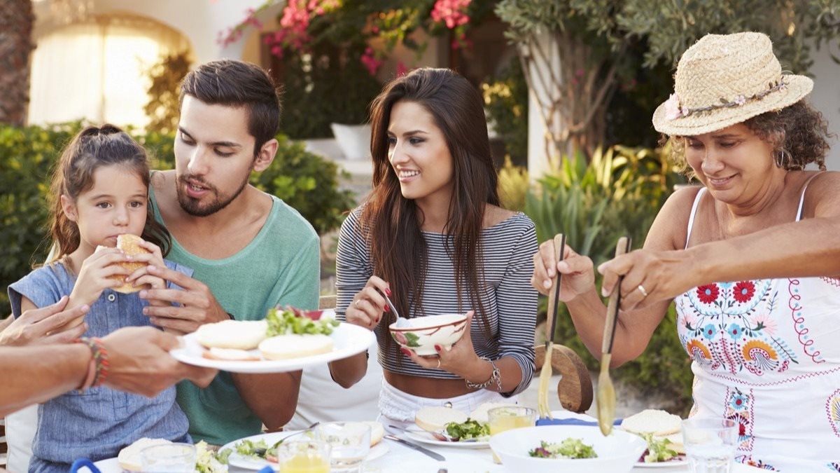 Công ty Việt Nam đầu tiên đưa nông sản đông lạnh vào châu Âu, Mỹ, Nhật: Lãi 9 tháng lớn chưa từng có, cổ phiếu ở vùng đỉnh lịch sử