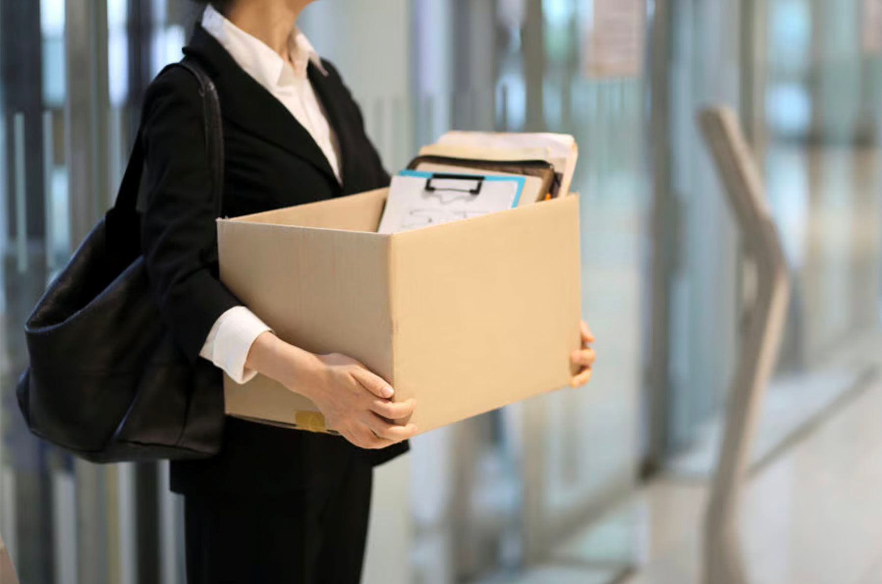 Làn sóng "đại sa thải" vì AI đang gần hơn bao giờ hết, nhân viên hay quản lý đều chịu chung số phận: Phát súng khai mào của Amazon cảnh tỉnh thị trường lao động toàn cầu