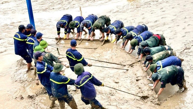 Thủ tướng chỉ đạo tập trung khắc phục hậu quả mưa lũ tại  Trung Bộ