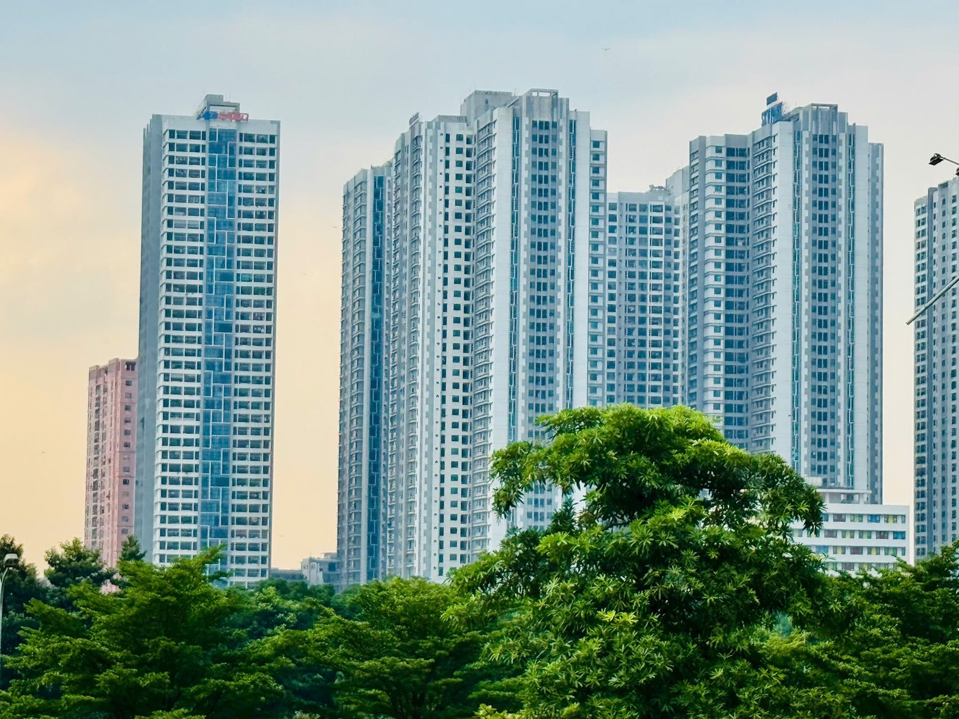 Lãi suất tăng cao, thị trường bất động sản đứng trước cuộc "thanh lọc" mới