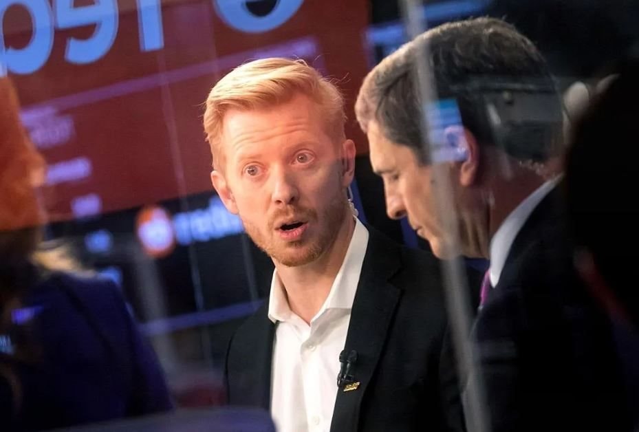 CEO trang web 'hiện tượng mạng' 35 tỷ USD chính thức trở thành tỷ phú sau 20 năm đồng sáng lập