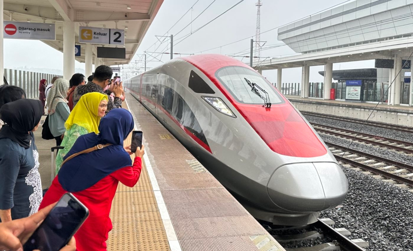 Ngán ngẩm cảnh nước khác nợ 800 triệu đến 7 tỷ USD, nền kinh tế lớn thứ 3 châu Á quyết không chọn Trung Quốc xây đường sắt cao tốc 508 km: Chốt công nghệ từ 1 quốc gia khác