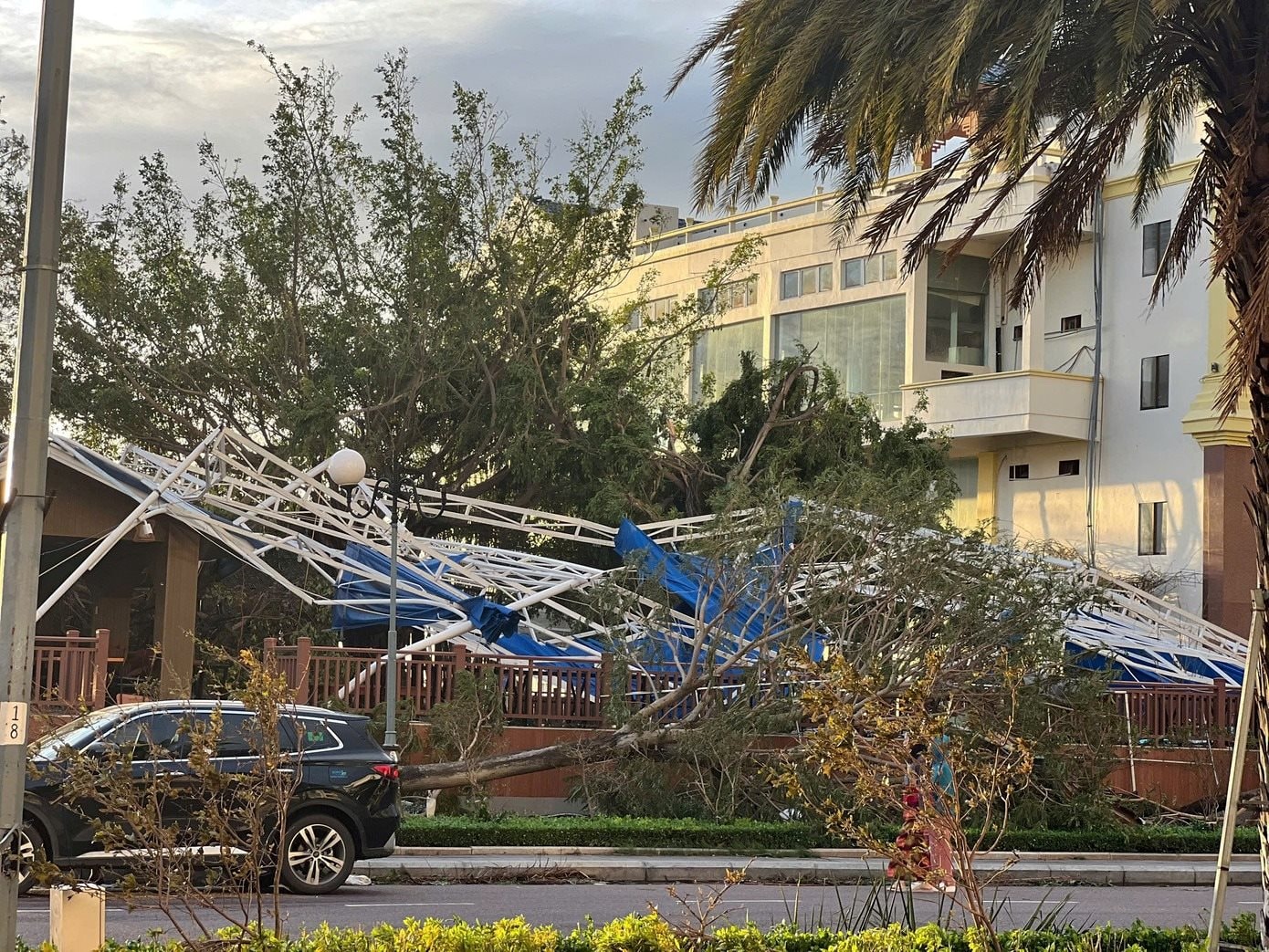 Bão số 13 tàn phá Gia Lai, nông trường chuối của Bầu Đức ra sao?