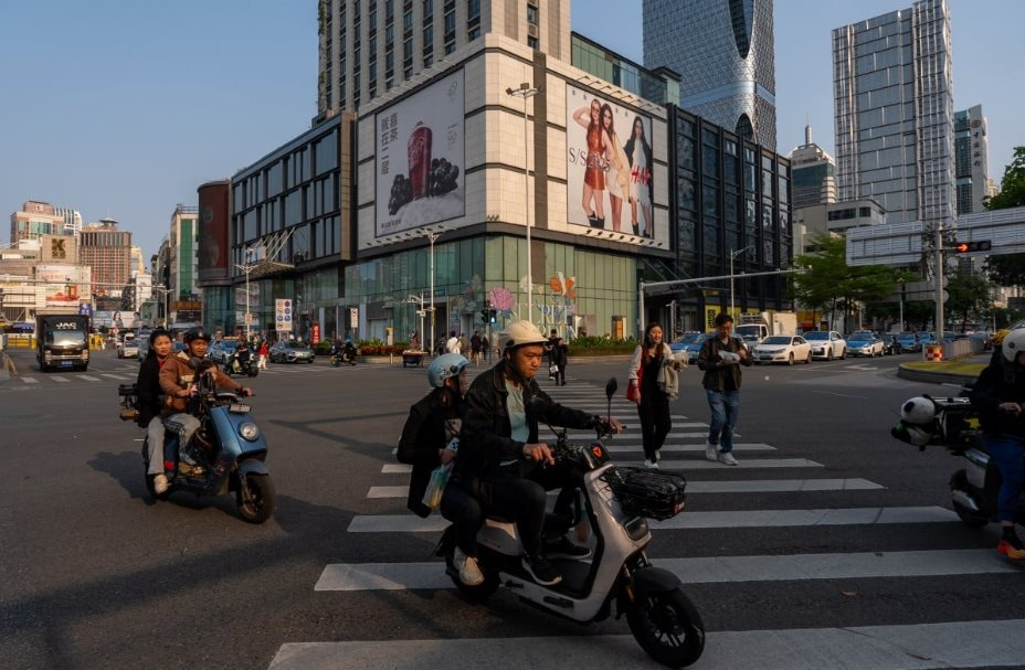 Buồn của tỉnh có GDP cao hơn Hàn Quốc: Tung tiền tỷ khuyến mại nhưng người dân thờ ơ giữ chặt hầu bao, nguy cơ mất vị thế hàng thập kỷ