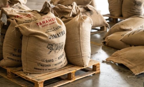 Hàng chục nghìn tấn "sản vật tỷ USD" từ VN ồ ạt sang láng giềng của Mỹ: Nước ta đang Top 2 thế giới