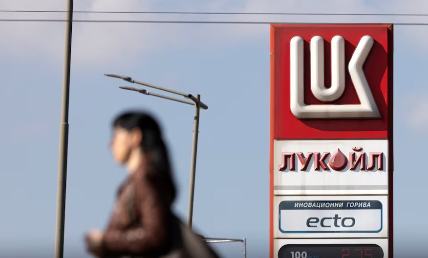 Mỹ trừng phạt 'ông lớn' dầu khí Nga, quốc gia châu Âu gặp nguy, chỉ còn xăng dầu dùng trong hơn 1 tháng