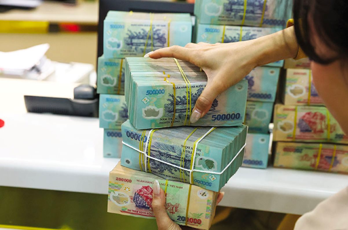 Cuộc đua lãi suất huy động trở lại: Tín hiệu điều chỉnh tạm thời hay xu hướng mới?