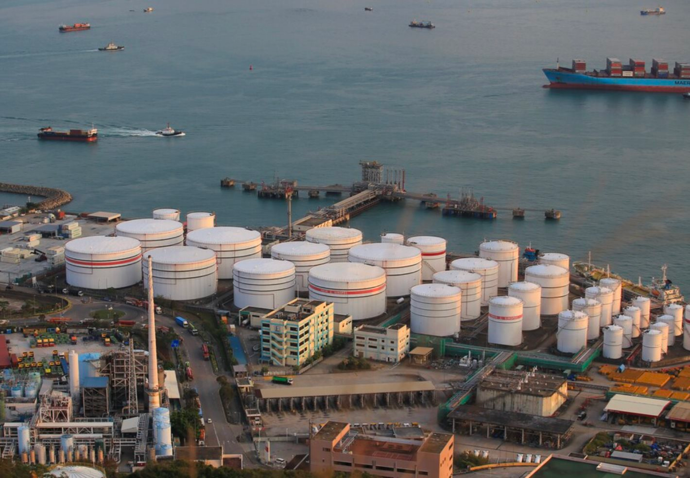 Láng giềng Việt Nam 'giáng' cú sốc gần 500 tỷ USD cho thế giới khiến loạt doanh nghiệp lớn nhất nhì phương Tây lo nơm nớp: Mục đích là gì?