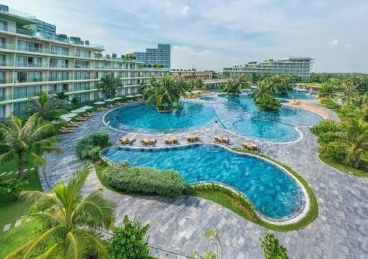 Vừa nhậm chức 1 tháng, tân Giám đốc FLC Samson Golf & Resort vào diện “chờ” tạm hoãn xuất cảnh vì công ty nợ thuế 31,7 tỷ