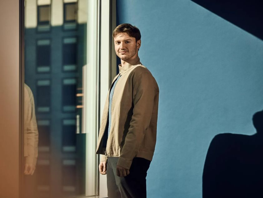 Startup AI trị giá 10 tỷ USD của tỷ phú tự thân trẻ nhất thế giới gặp phốt lớn: Bị tố cáo đột ngột xóa sổ một dự án khiến hàng nghìn lao động mất việc