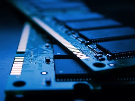 Giá DRAM di động tăng 43% trong quý IV, các hãng smartphone và PC xem xét tăng giá sản phẩm