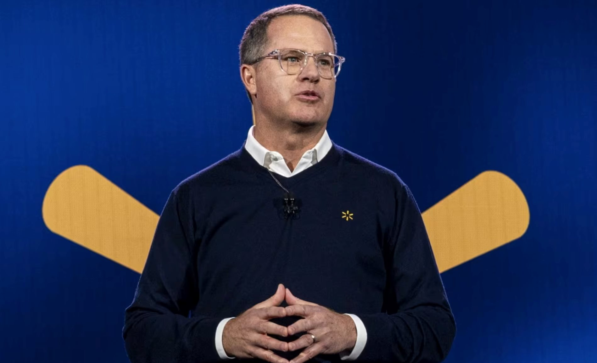 CEO nhà bán lẻ lớn nhất thế giới chính thức nghỉ hưu sau 40 năm gắn bó 