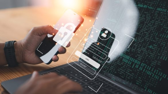 Lưu lại bài này nếu bạn không muốn điện thoại bị mất quyền kiểm soát và tiền trong tài khoản bị rút sạch mà không hiểu vì sao