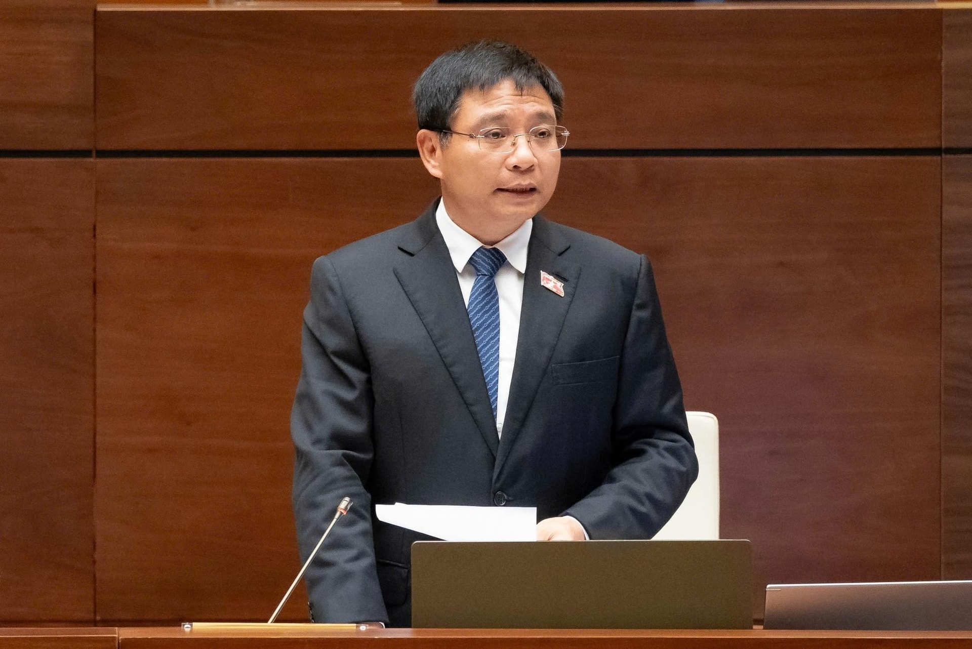 Bộ Tài chính sẽ tính toán lại ngưỡng doanh thu chịu thuế với hộ, cá nhân kinh doanh 