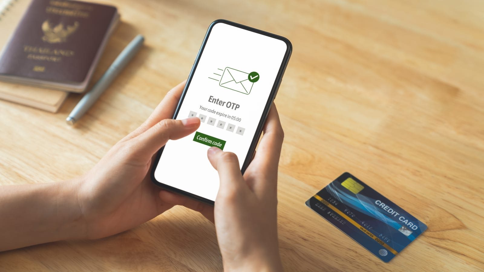 Tại sao không nên nhận mã OTP qua tin nhắn?
