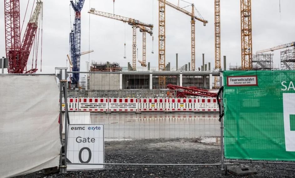 Thế khó của giấc mơ chip châu Âu: Phụ thuộc duy nhất vào 1 doanh nghiệp ở châu Á, xây nhà máy tốn gấp đôi chi phí, rào cản ngôn ngữ nghiêm trọng