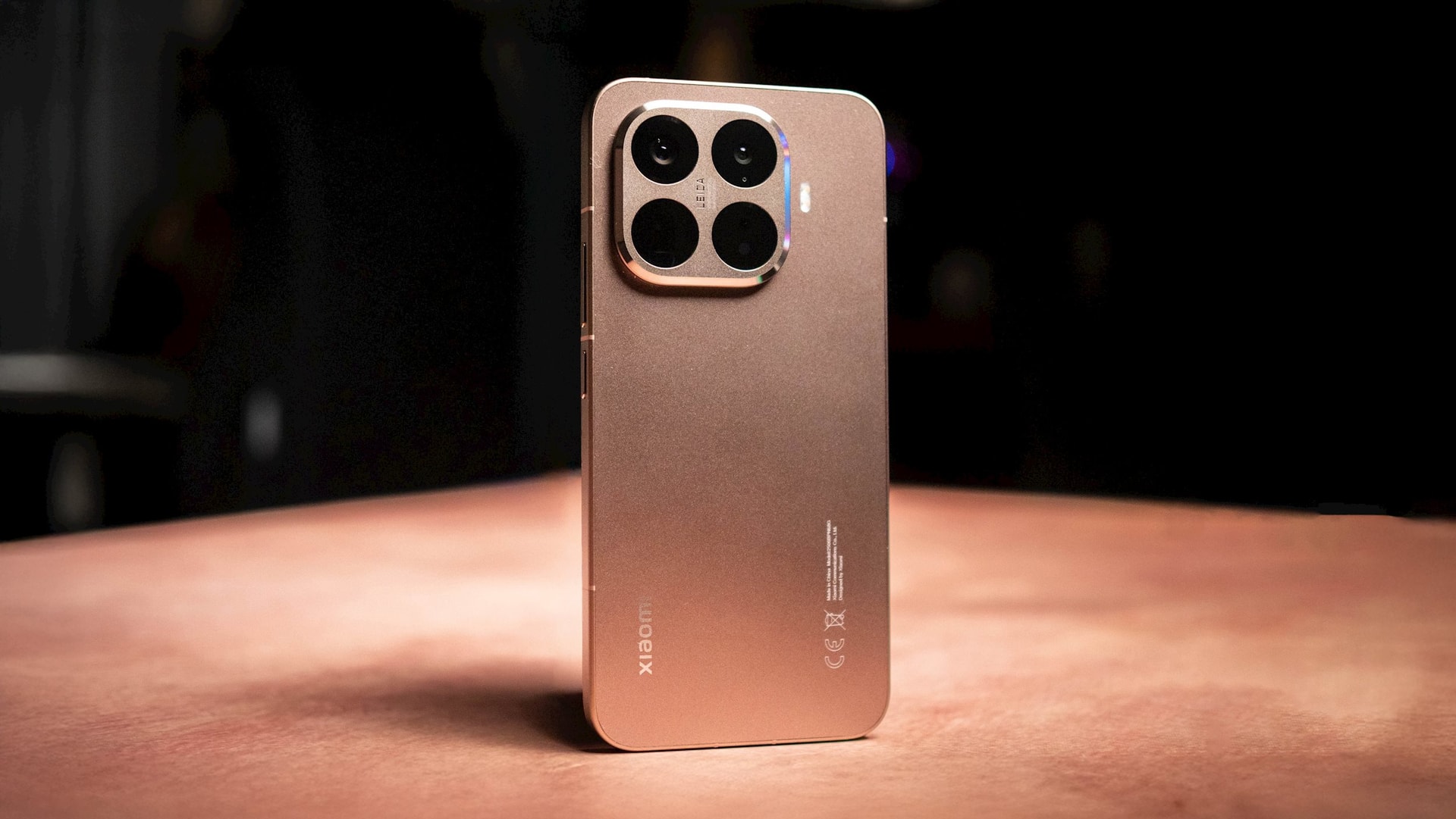 Vượt cả iPhone, hãng điện thoại Trung Quốc bất ngờ chiếm top 2 thị trường Việt Nam: Cái tên rất quen thuộc