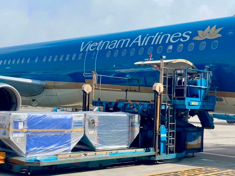 vietnam-airlines-group-gom-vietnam-airlines-pacific-airlines-va-vasco-tiep-tuc-trien-khai-chuong-trinh-van-chuyen-mien-phi-hang-cuu-tro-den-cac-khu-vuc-chiu-thiet-hai-nang-ne-cua-mua-lu-mien-trung.jpg