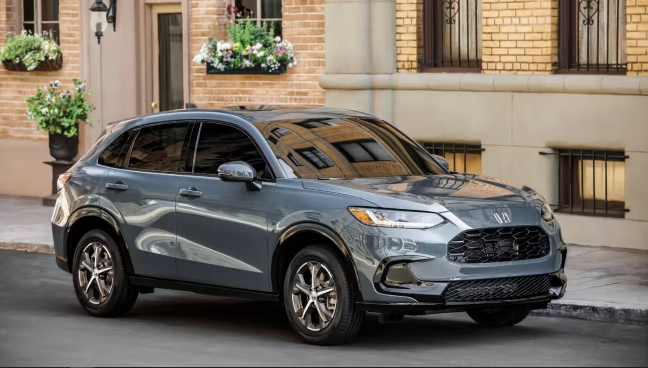 Lần đầu tiên trong 20 năm, Honda Motor rớt khỏi top 3 trong cuộc đua doanh số xe hơi Nhật Bản, cái tên thay thế gây bất ngờ