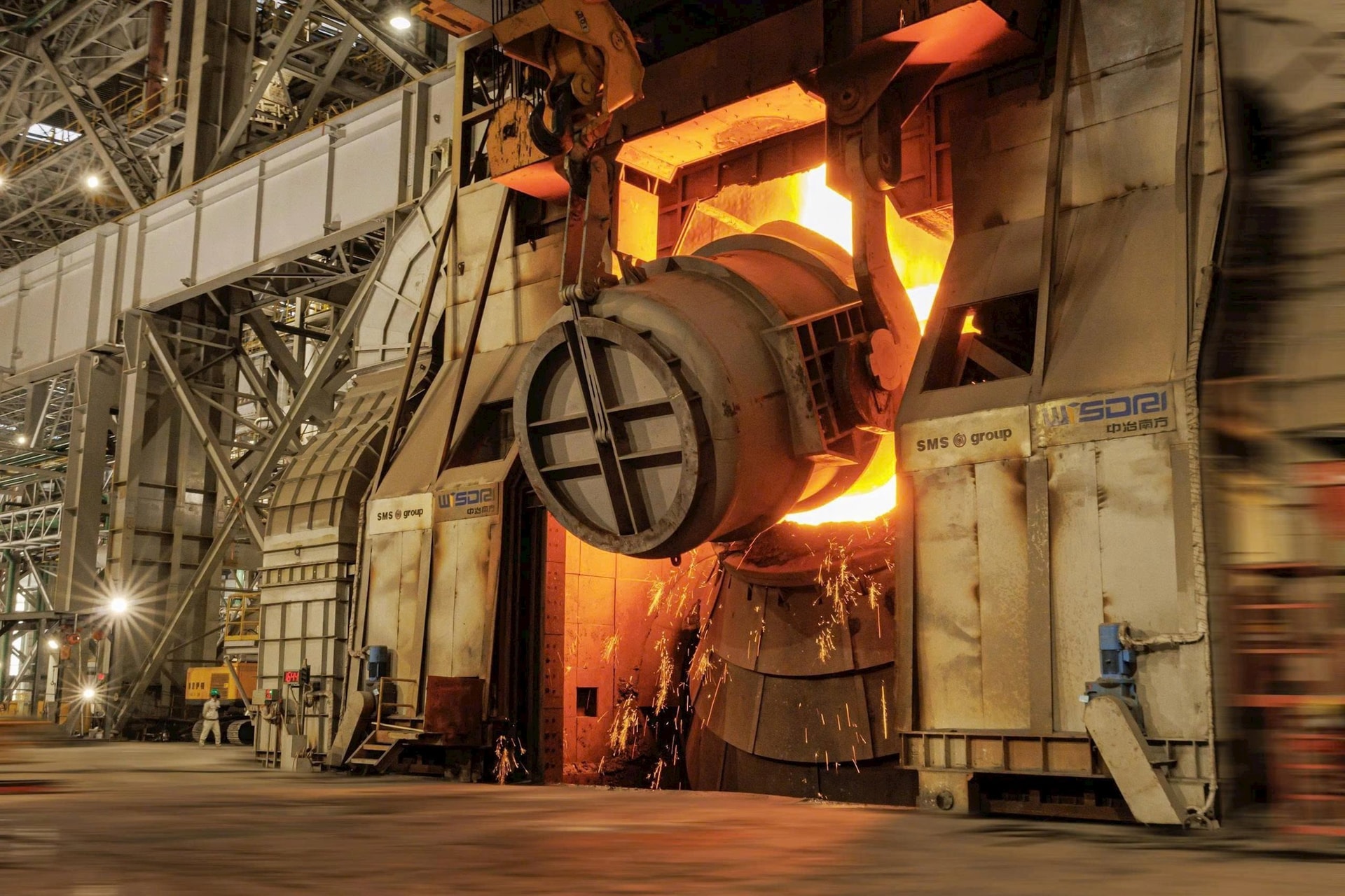 "Cú đấm thép" 85.000 tỷ phả hơi nóng, CTCK dự báo lợi nhuận Hòa Phát có thể tăng trưởng mạnh trong quý 4/2025