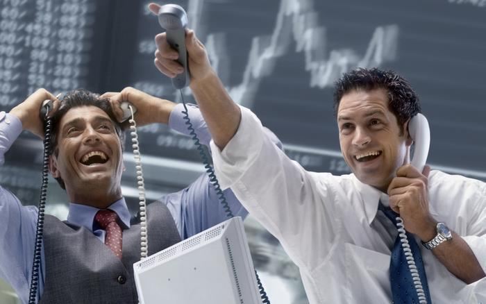 Khối ngoại bất ngờ mua ròng gần 600 tỷ đồng trong phiên VN-Index bứt phá, cổ phiếu nào được gom mạnh nhất?