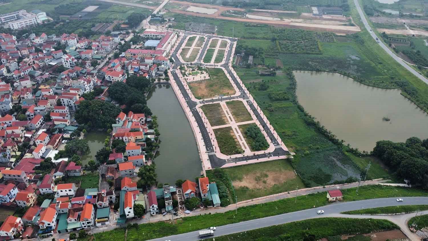 Hà Nội thông qua bảng giá đất mới: Nội thành cao nhất 702 triệu đồng/m2, ngoại thành biến động mạnh