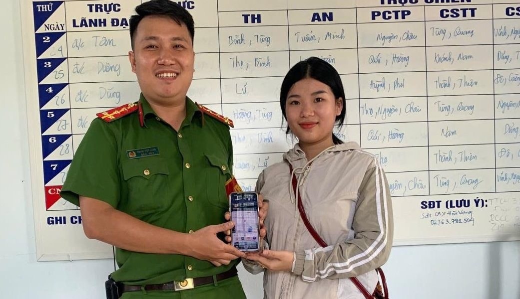 Sau khi chuyển khoản thành công 440 triệu đồng cho chủ tài khoản “Vong Phi Hung”, người phụ nữ Đà Nẵng lập tức trình báo công an