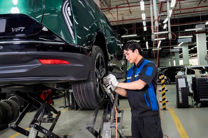 VinFast khai trương xưởng dịch vụ thứ 350, tăng tốc cán mốc 400 xưởng vào cuối năm