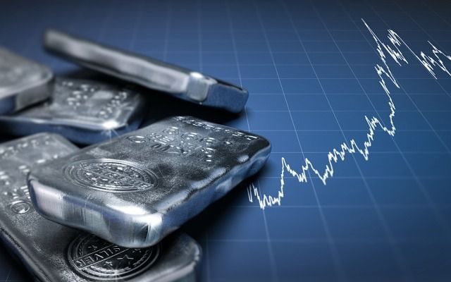 Các tổ chức hàng đầu thế giới “ồ ạt” gom Bạc khi giá được dự báo có thể lên 100 USD