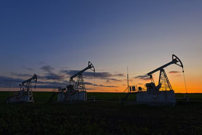 Vừa rời xa dầu Nga, quốc gia BRICS gặp bão tố: Mua dầu từ nhà cung cấp cách 17.000 km với chi phí đắt đỏ, nguồn cung không ổn định