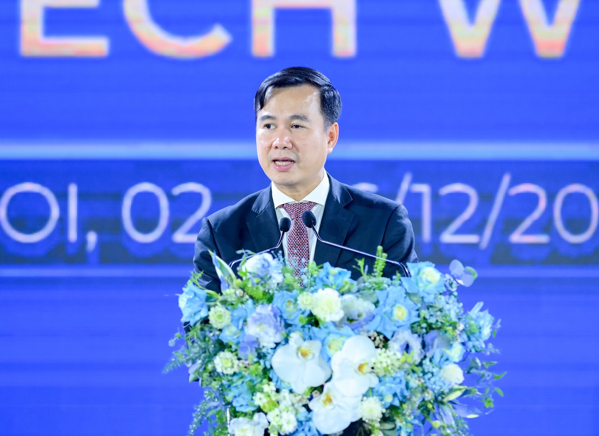 Thứ trưởng Bộ KHCN: Các nước hoá rồng nhờ nắm bắt cách mạng công nghiệp và AI là cơ hội lịch sử để Việt Nam bứt phá thành quốc gia phá triển có thu nhập cao