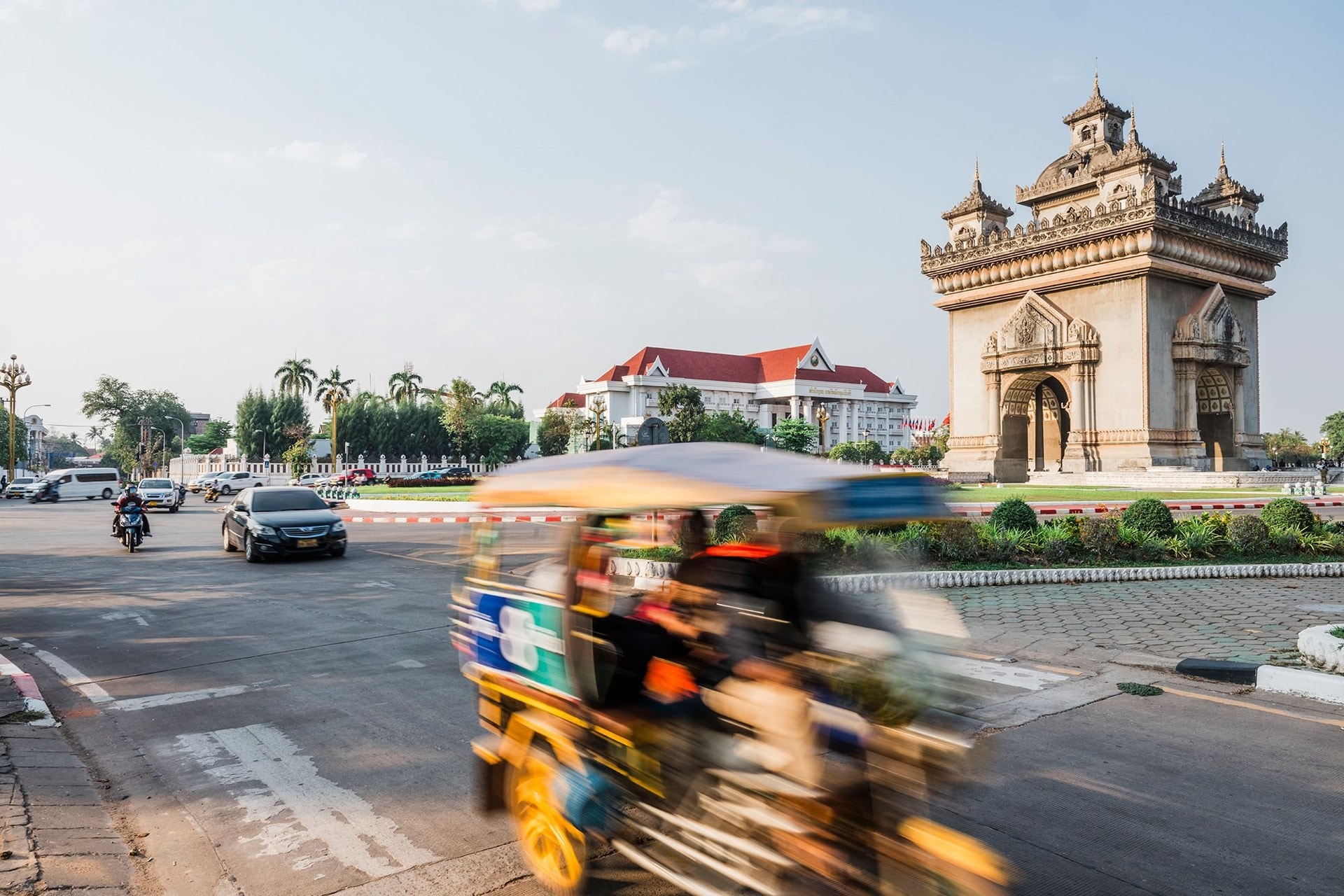 Quốc gia GDP 16 tỷ USD muốn đón các tập đoàn kinh tế Việt Nam