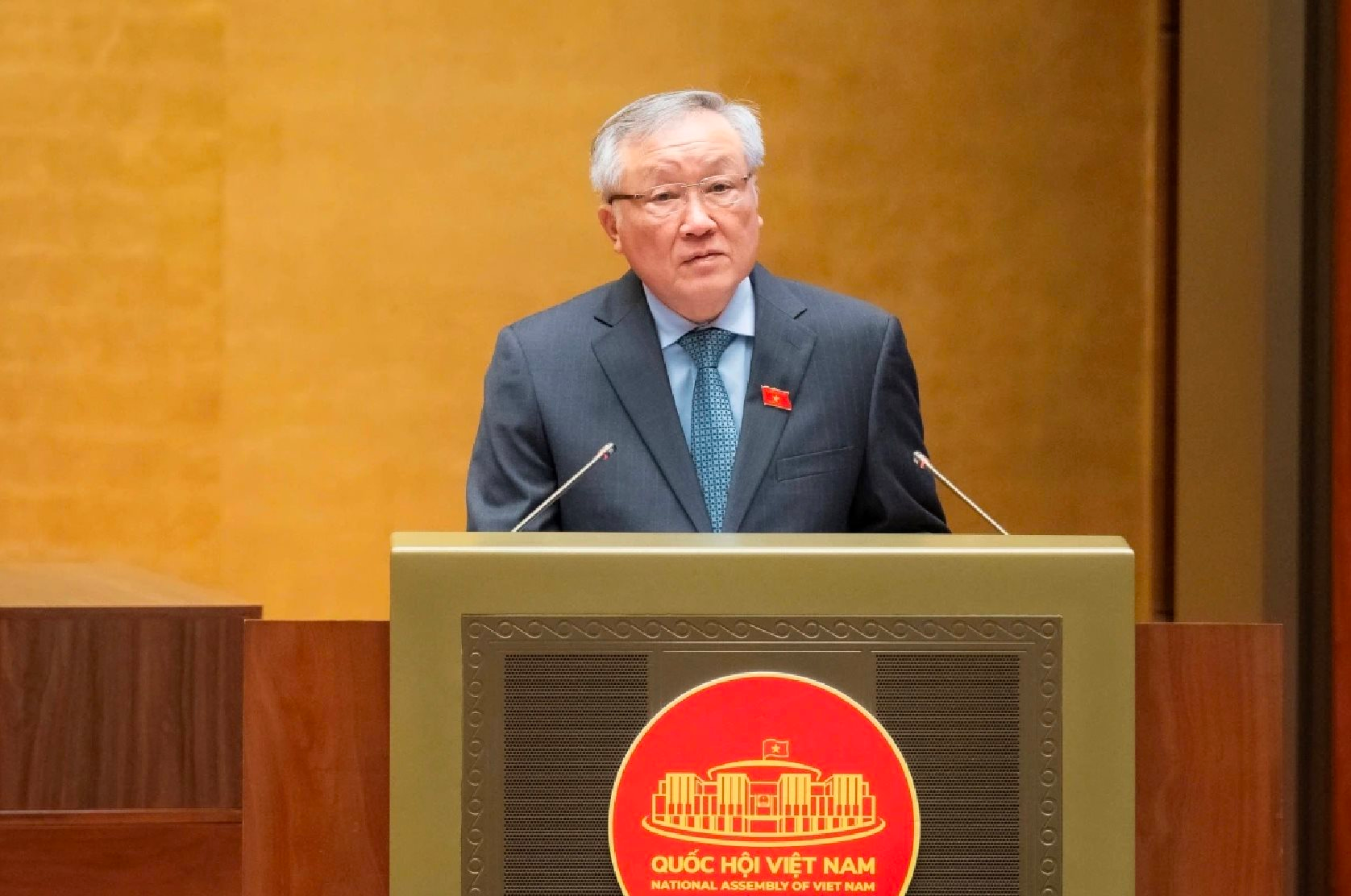 Chính phủ báo cáo Quốc hội về việc sắp xếp tổ chức bộ máy, đơn vị hành chính các cấp: đã có 146.800 người nghỉ việc theo chính sách