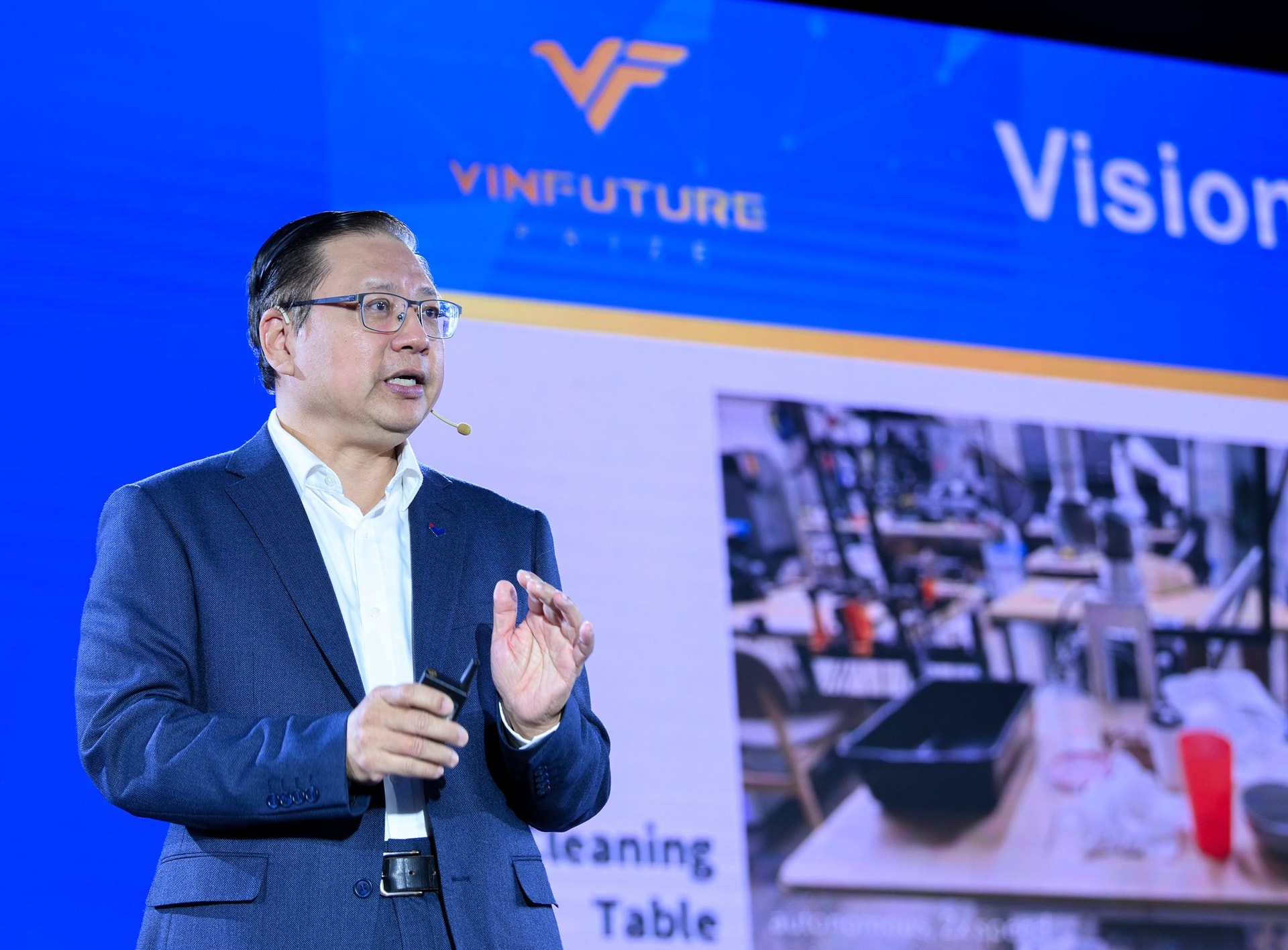 Tân hiệu trưởng VinUni nói về khoản đầu tư 9.300 tỷ đồng của tỷ phú Phạm Nhật Vượng và cơ hội giáo dục Việt bắt kịp thế giới trong kỷ nguyên AI