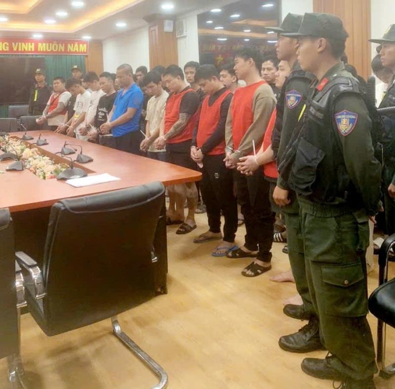 Cực căng: Ổ nhóm tại Campuchia giả mạo công ty của ông Phạm Nhật Vượng, Đỗ Minh Phú lừa 500 người Việt