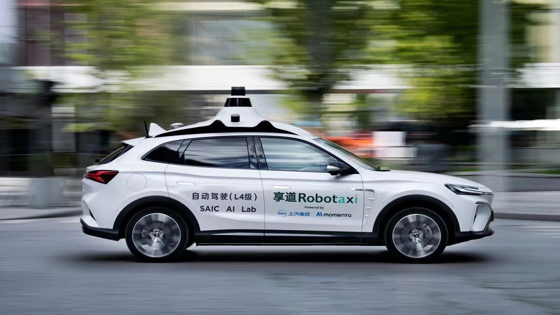 Hãng xe xây nhà máy ở Hưng Yên sẽ mở rộng mạng lưới robotaxi ra toàn cầu, Việt Nam có nằm trong kế hoạch?