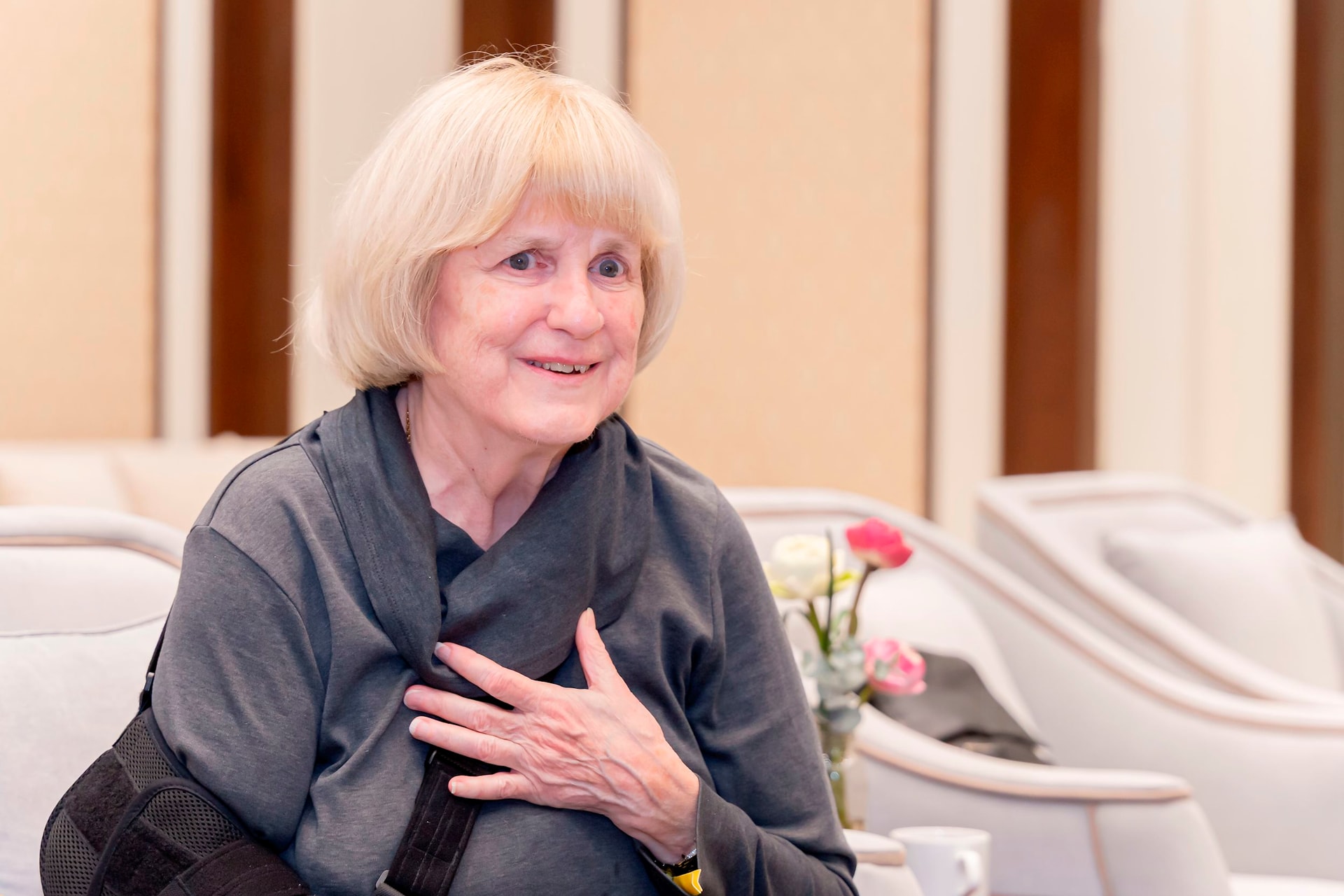 GS Mỹ thắng giải hơn 13 tỷ xúc động: "50 năm trước, tôi không thể tưởng tượng sẽ có mặt ở Việt Nam"