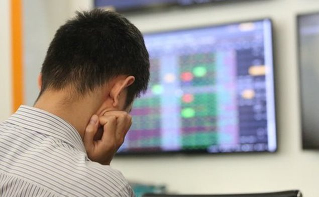 VN-Index tiến sát đỉnh lịch sử nhưng phần lớn cổ phiếu đang "dậm chân" ở vùng 1.580 – 1.600 điểm, CTCK chỉ ra điểm đáng lưu ý