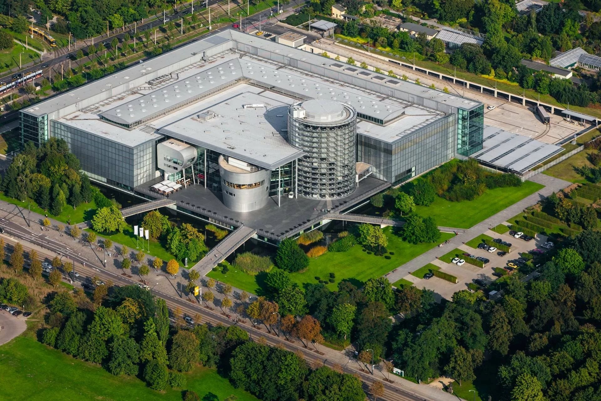 Một công ty trả gần 1 tỷ chỉ để công nhân chuyển chỗ làm – Tưởng ‘sộp’ lắm rồi nhưng nhân viên vẫn phản đối dữ dội