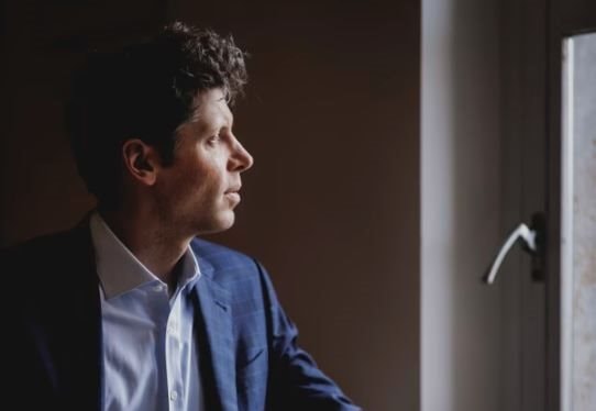 Cuộc chạy đua nước rút của Sam Altman: Sắp phát hành mô hình mới đáp trả Google, sẽ trực diện đối đầu nhà Táo khuyết