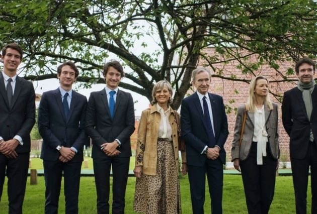 5 cậu ấm, cô chiêu nhà tỷ phú Bernard Arnault: Chịu đào tạo như quân đội để kế nghiệp đế chế LVMH, bữa trưa cũng là nơi cha 'kiểm tra bài cũ'