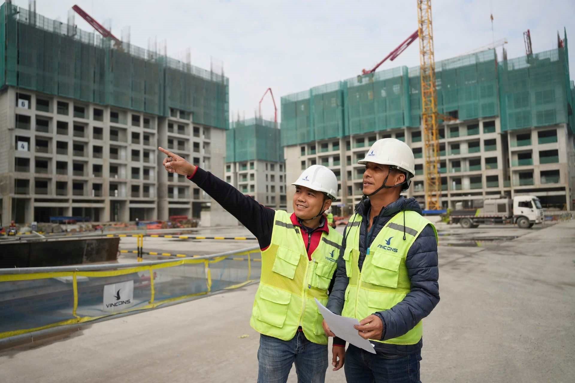VinCons tung cú sốc lương ngành xây dựng: Tổ trưởng 40 triệu/tháng, công nhân 25 triệu cao hơn Chỉ huy trưởng của đối thủ