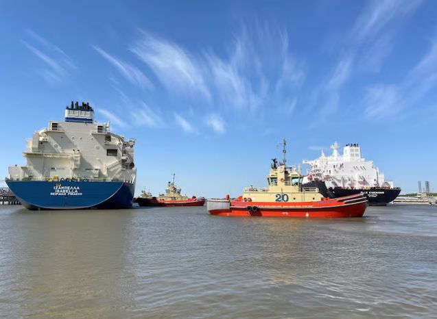 Khoan sâu xuống đại dương, phát hiện mỏ dầu khí trữ lượng cực khủng: Có thể khai thác 22 triệu tấn dầu thô, 5 tỷ m3 khí tự nhiên
