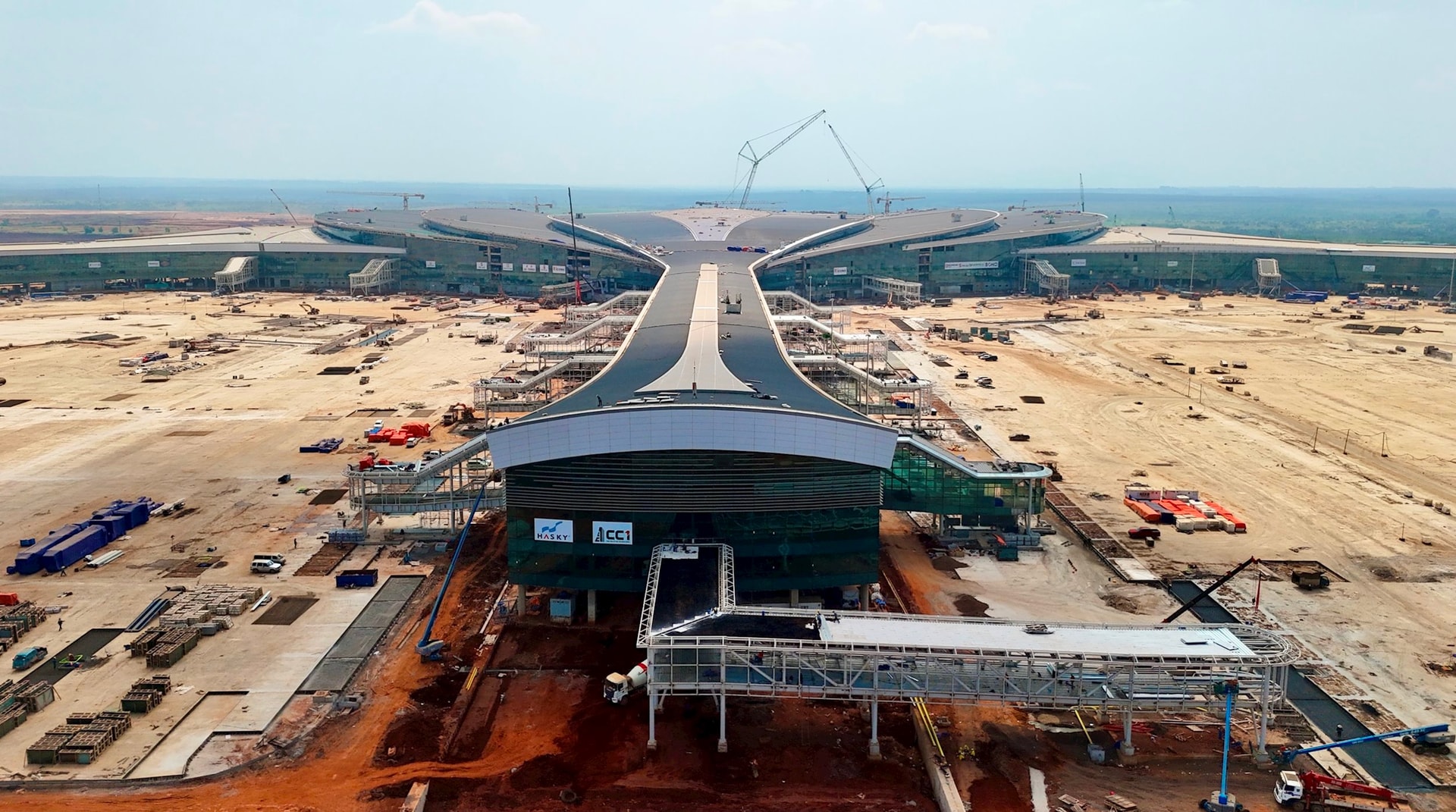 Ngày 19/12: Vietnam Airlines, Vietjet và Bamboo Airways đồng loạt thực hiện chuyến bay chính thức đầu tiên đến Sân bay Long Thành