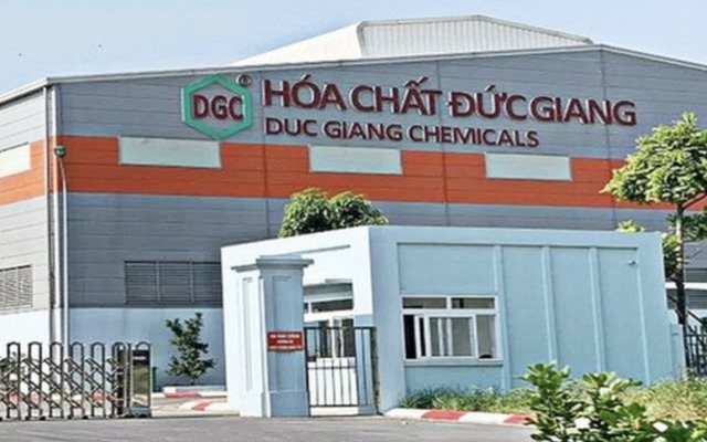 Cổ phiếu Hóa chất Đức Giang (DGC) bất ngờ bị nhà đầu tư bán tháo, thanh khoản kỷ lục