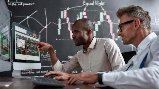 Khối ngoại "quay xe" bán ròng phiên VN-Index bùng nổ, ngược chiều tung hơn trăm tỷ gom một mã chứng khoán